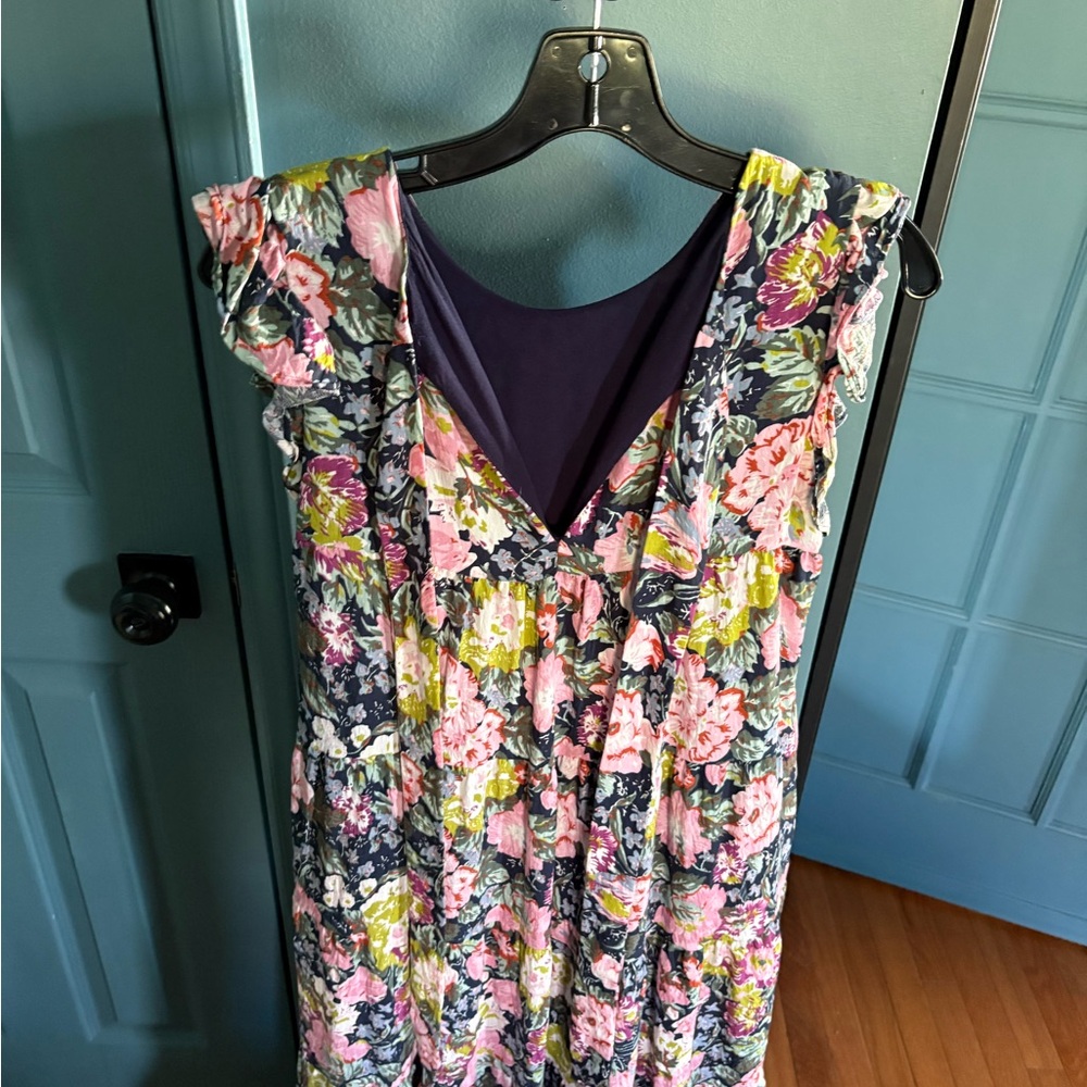 La'Ven floral ruffle sleeves  relaxed long dress features a tie strap back - Picture 4 of 6